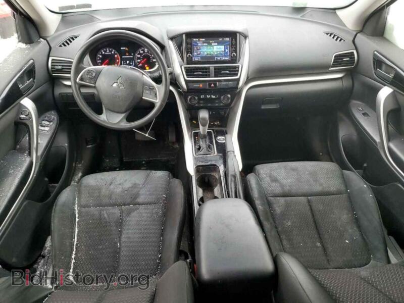 2018 Mitsubishi ECLIPSE (VIN JA4AT3AA8JZ042637) — фото 8 из 12