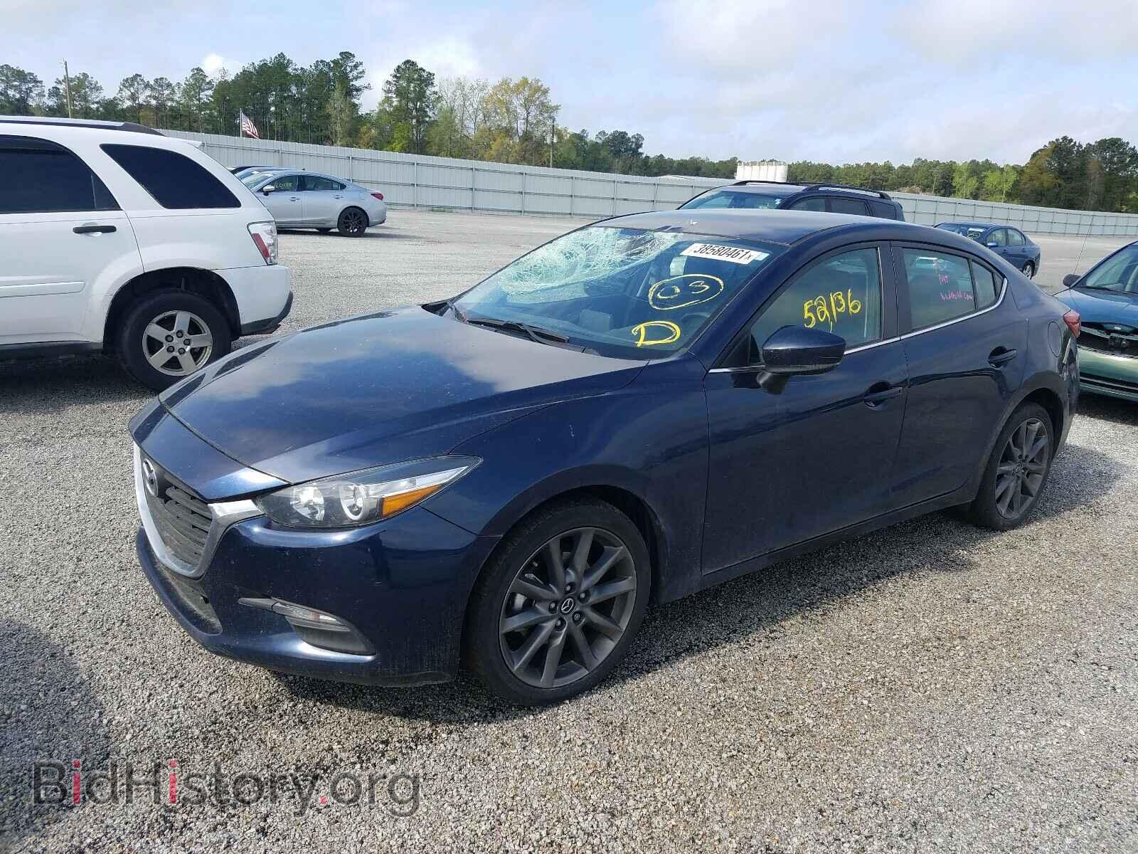 2018 MAZDA 3 - VIN: 3MZBN1V39JM270813 - Фото 2