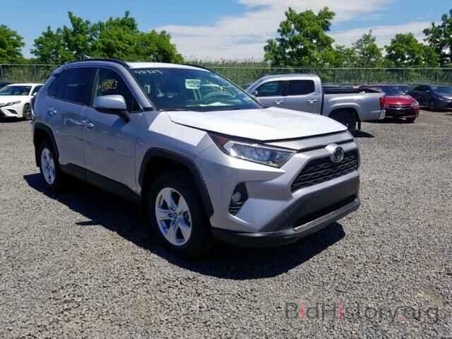 Photo JTMP1RFV6KD006190 - TOYOTA RAV4 XLE 2019