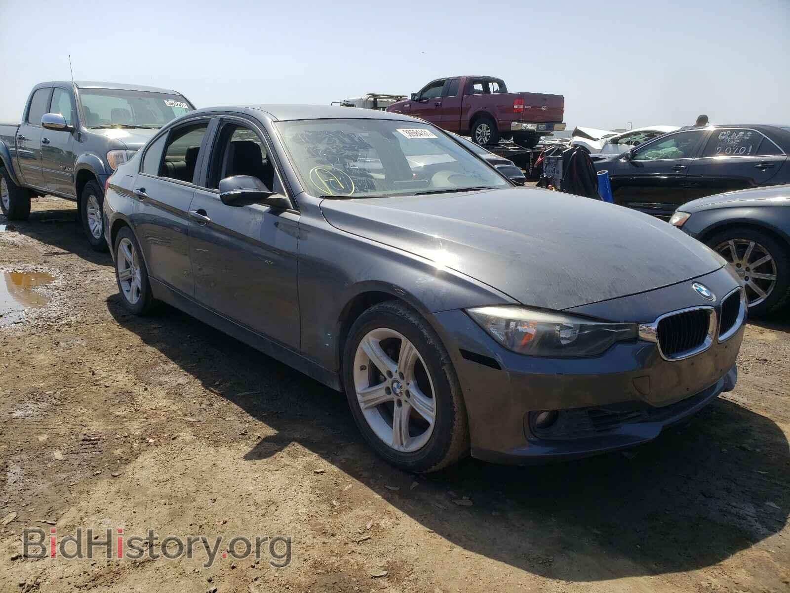 Фотография WBA3C1C58DF436421 - BMW 3 SERIES 2013