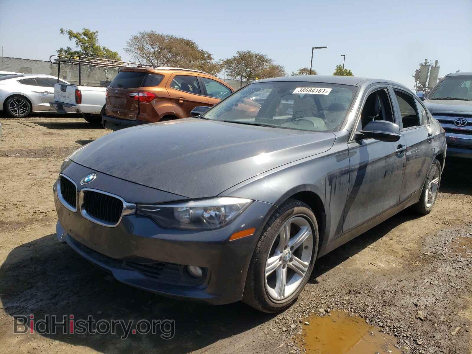 2013 BMW 3 SERIES - VIN: WBA3C1C58DF436421 - Photo 2