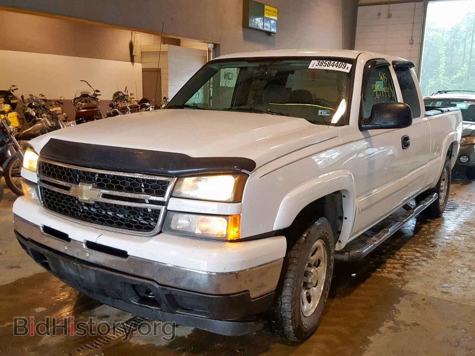 2006 CHEVROLET SILVERADO - VIN: 2GCEK19B061129315 - Фото 2