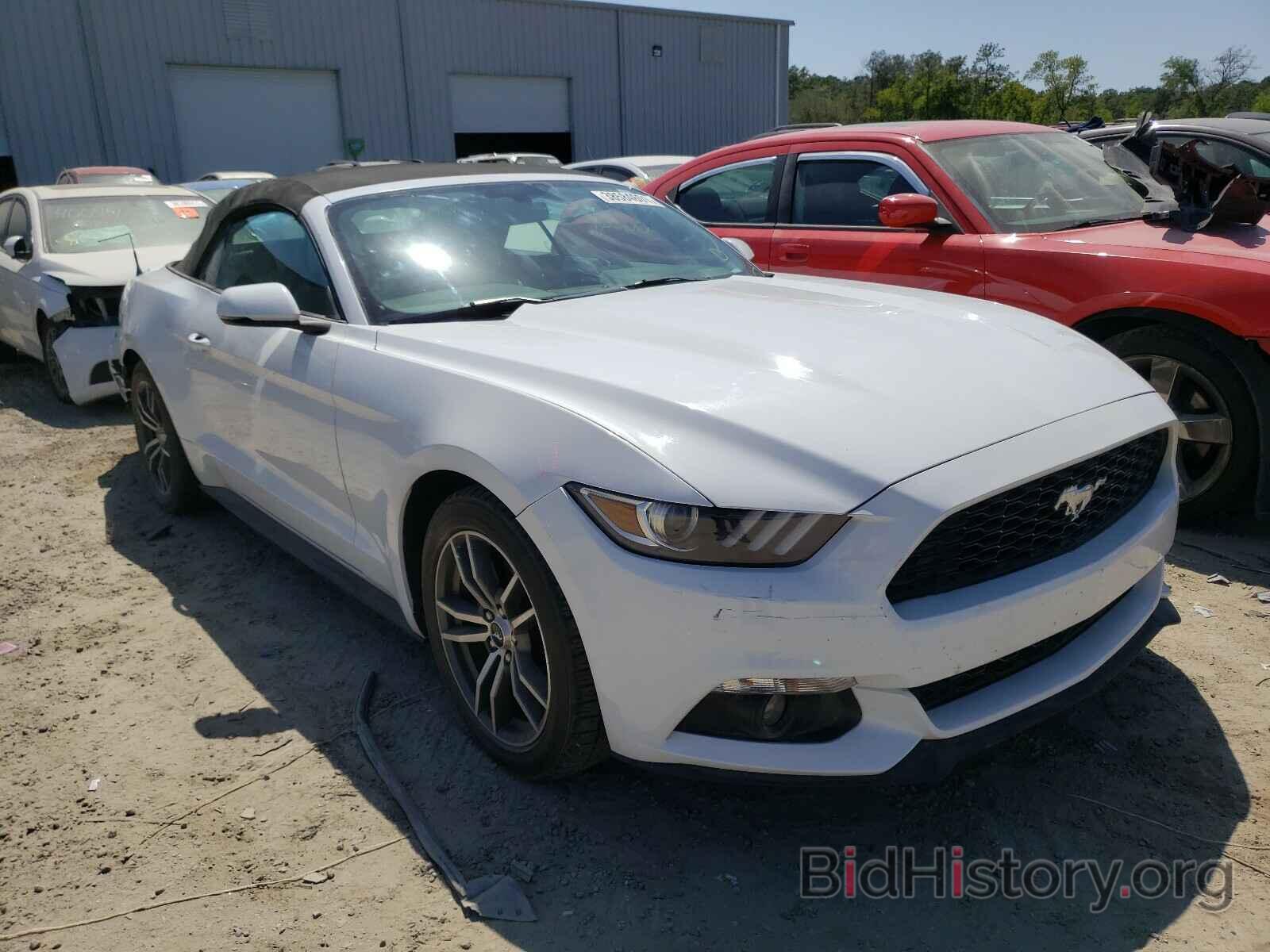 Photo 1FATP8UH7G5231990 - FORD MUSTANG 2016