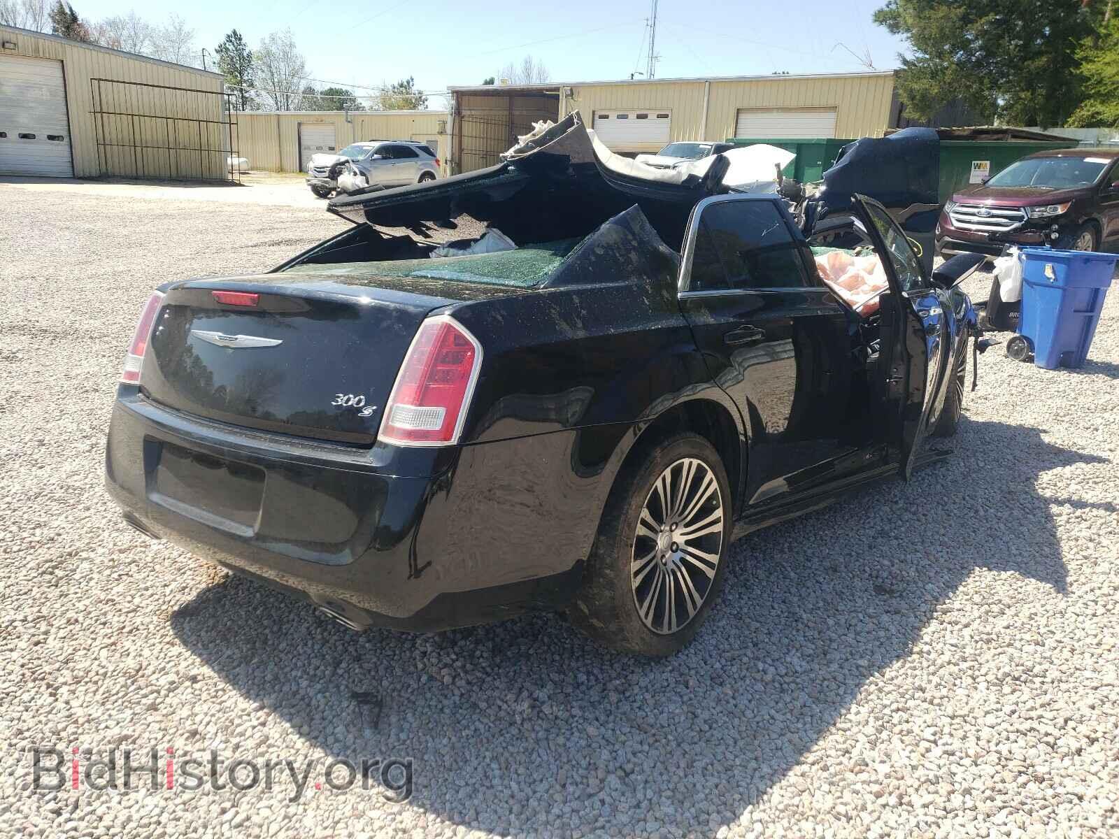 2014 CHRYSLER 300 - VIN: 2C3CCABG9EH132847 - Фото 4