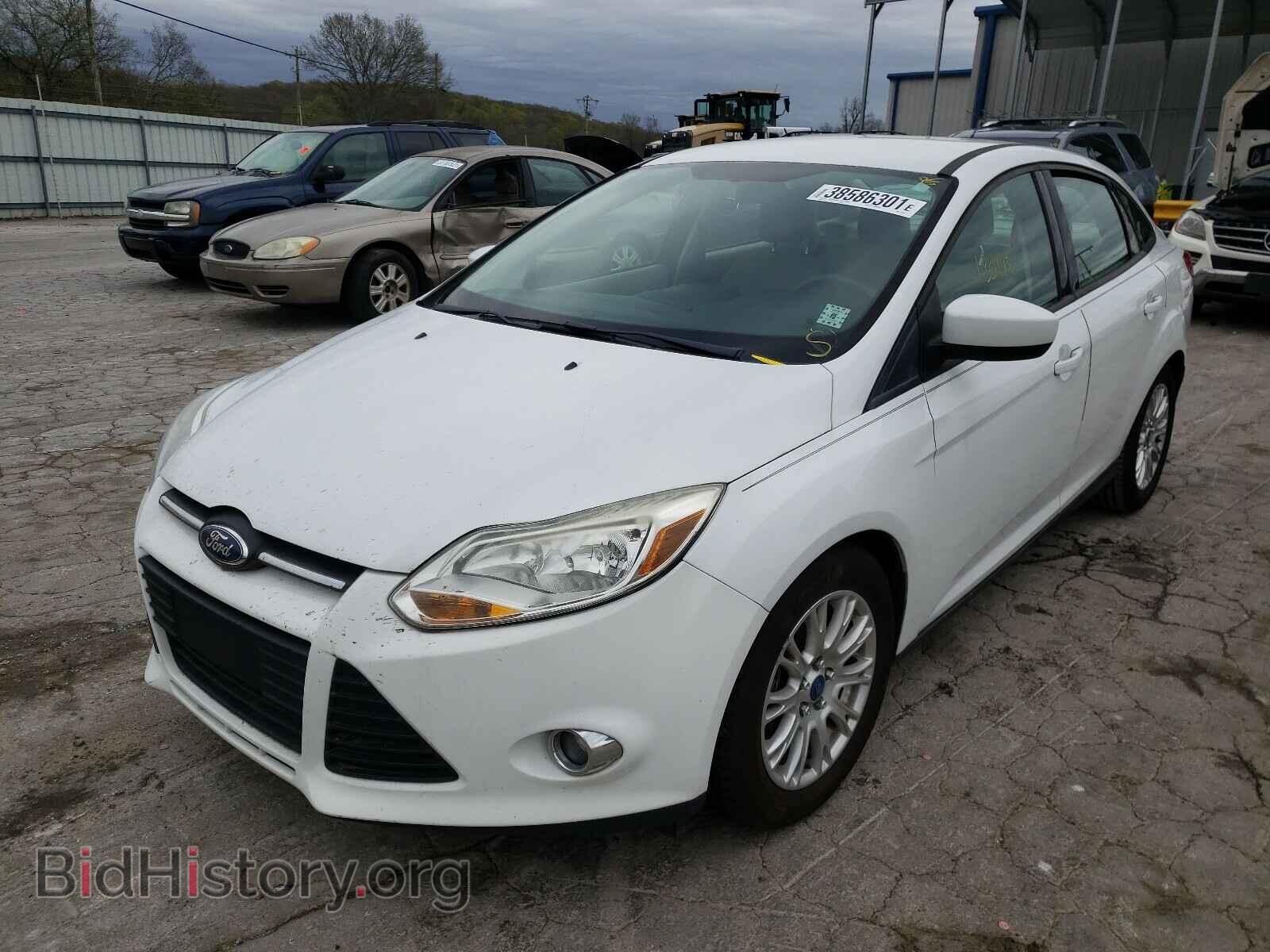 2012 FORD FOCUS - VIN: 1FAHP3F23CL178003 - Фото 2