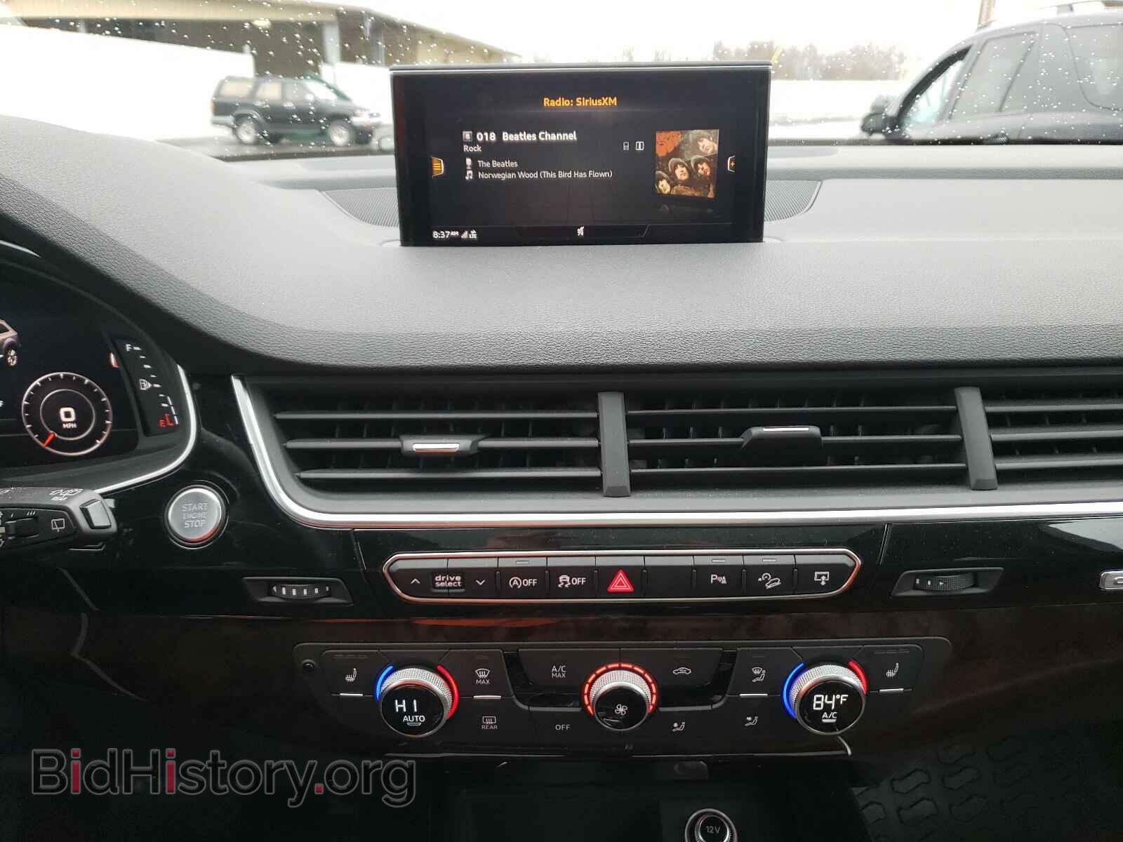 2017 AUDI Q7 - VIN: WA1LAAF70HD025340 - Фото 9