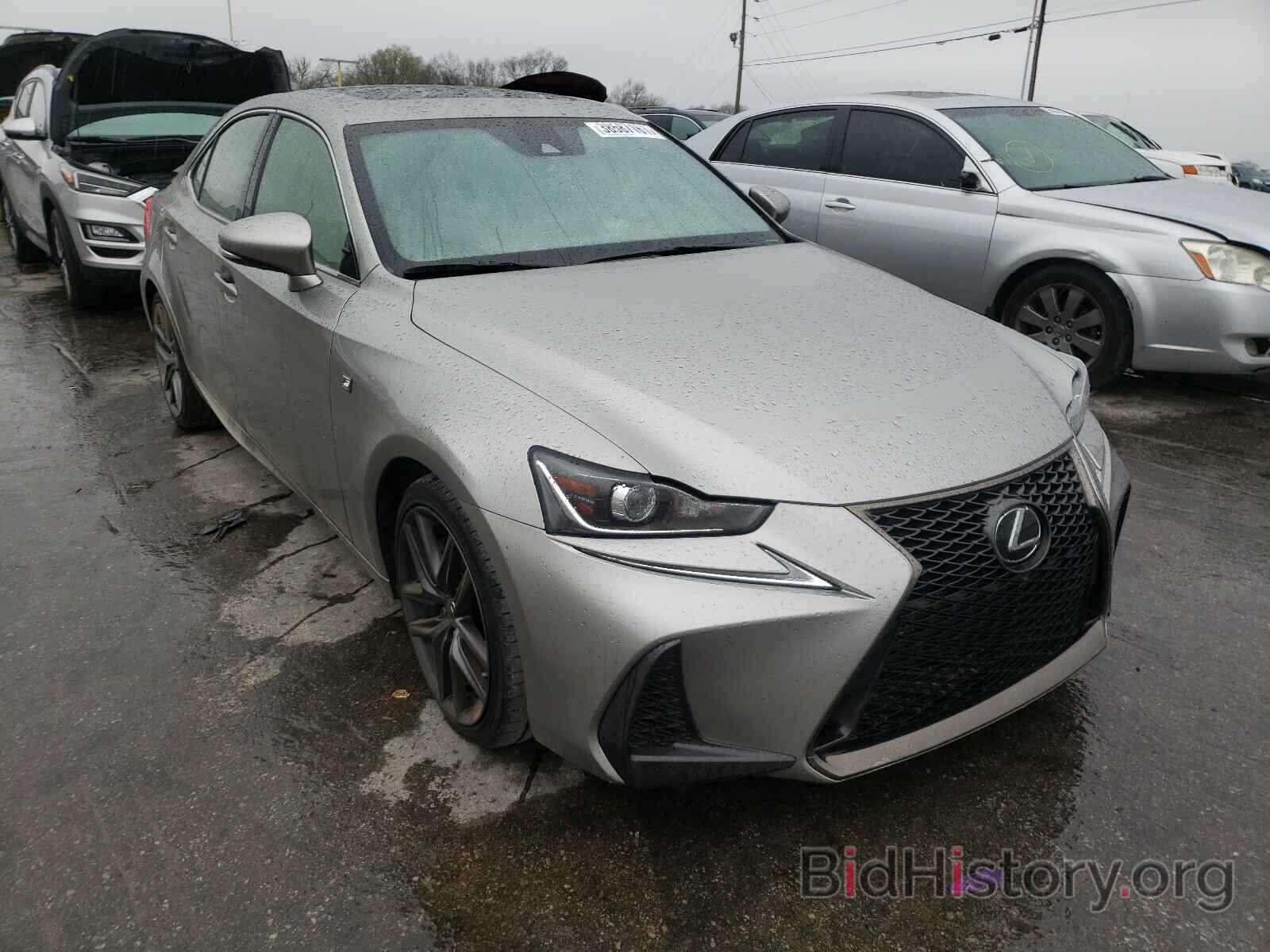 Photo JTHBA1D2XJ5072298 - LEXUS IS 2018