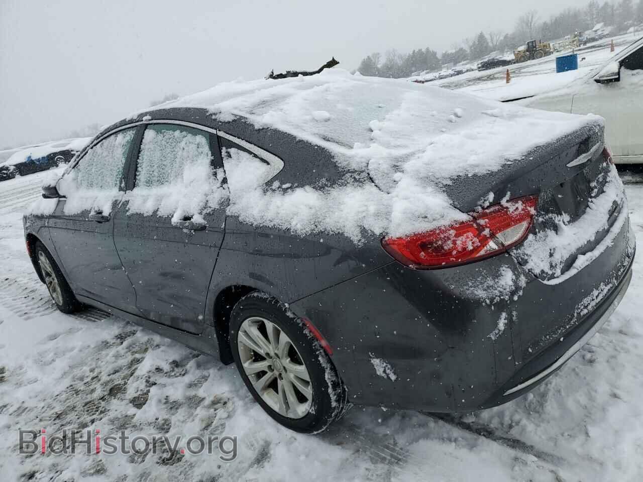 2016 CHRYSLER 200 - VIN: 1C3CCCAB6GN109280 - Фото 2