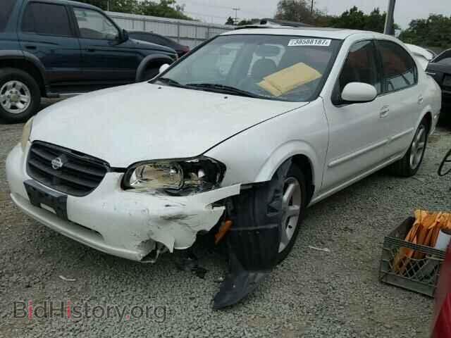 2000 NISSAN MAXIMA - VIN: JN1CA31A8YT008766 - Photo 2