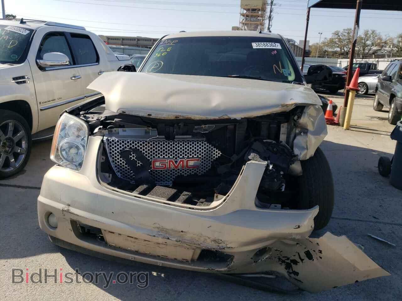 2007 GMC YUKON - VIN: 1GKFC13J27R393473 - Photo 9