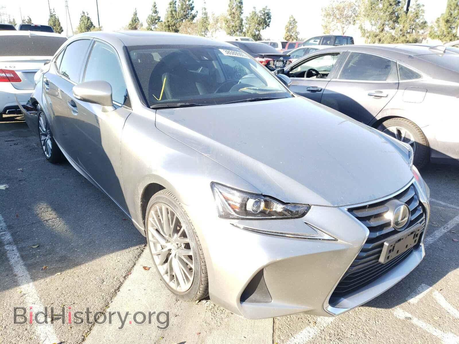 Photo JTHBA1D28H5049600 - LEXUS IS 2017