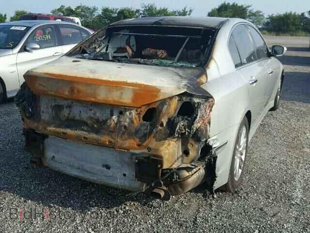 2012 HYUNDAI GENESIS - VIN: KMHGC4DD0CU186819 - Фото 4