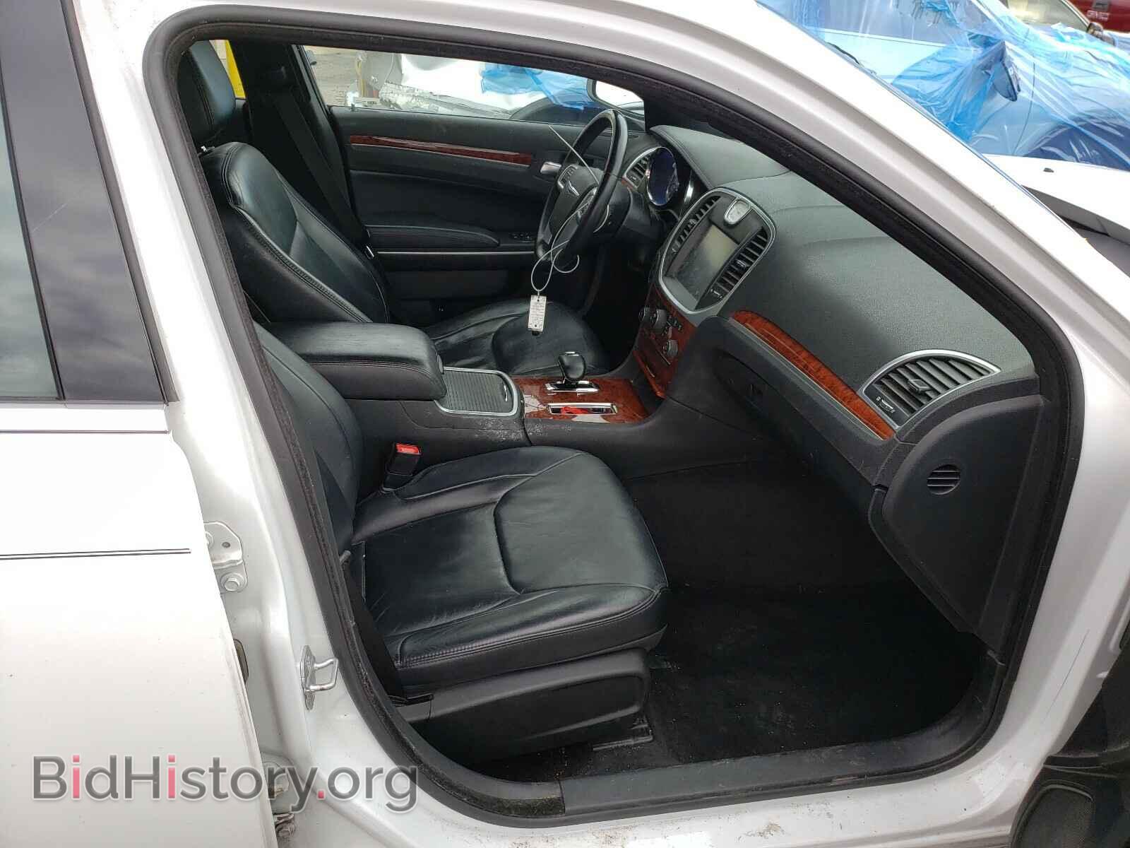 2014 CHRYSLER 300 - VIN: 2C3CCAAG2EH179073 - Фото 5