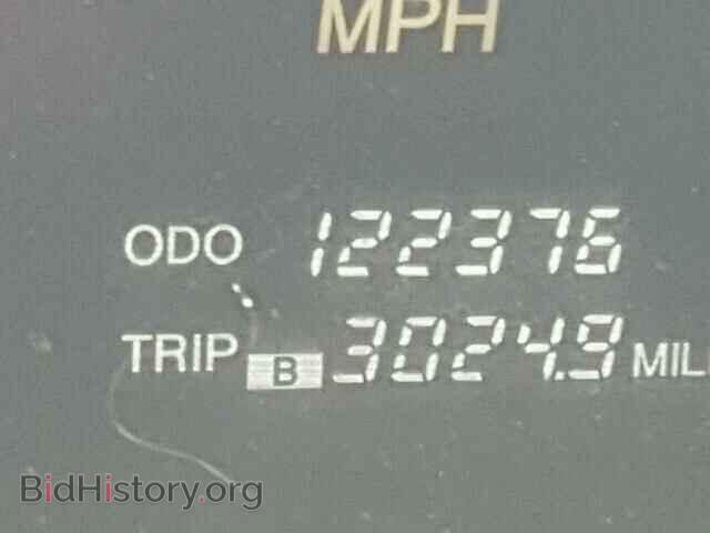2001 LEXUS LS - VIN: JTHBN30F410048648 - Photo 8