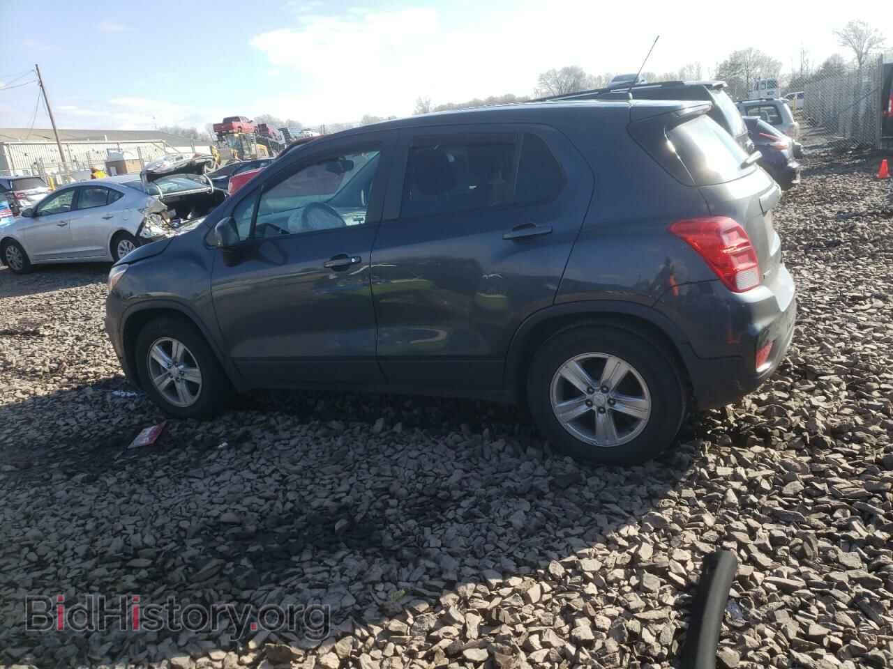 2019 CHEVROLET TRAX - VIN: 3GNCJKSB3KL316025 - Фото 2