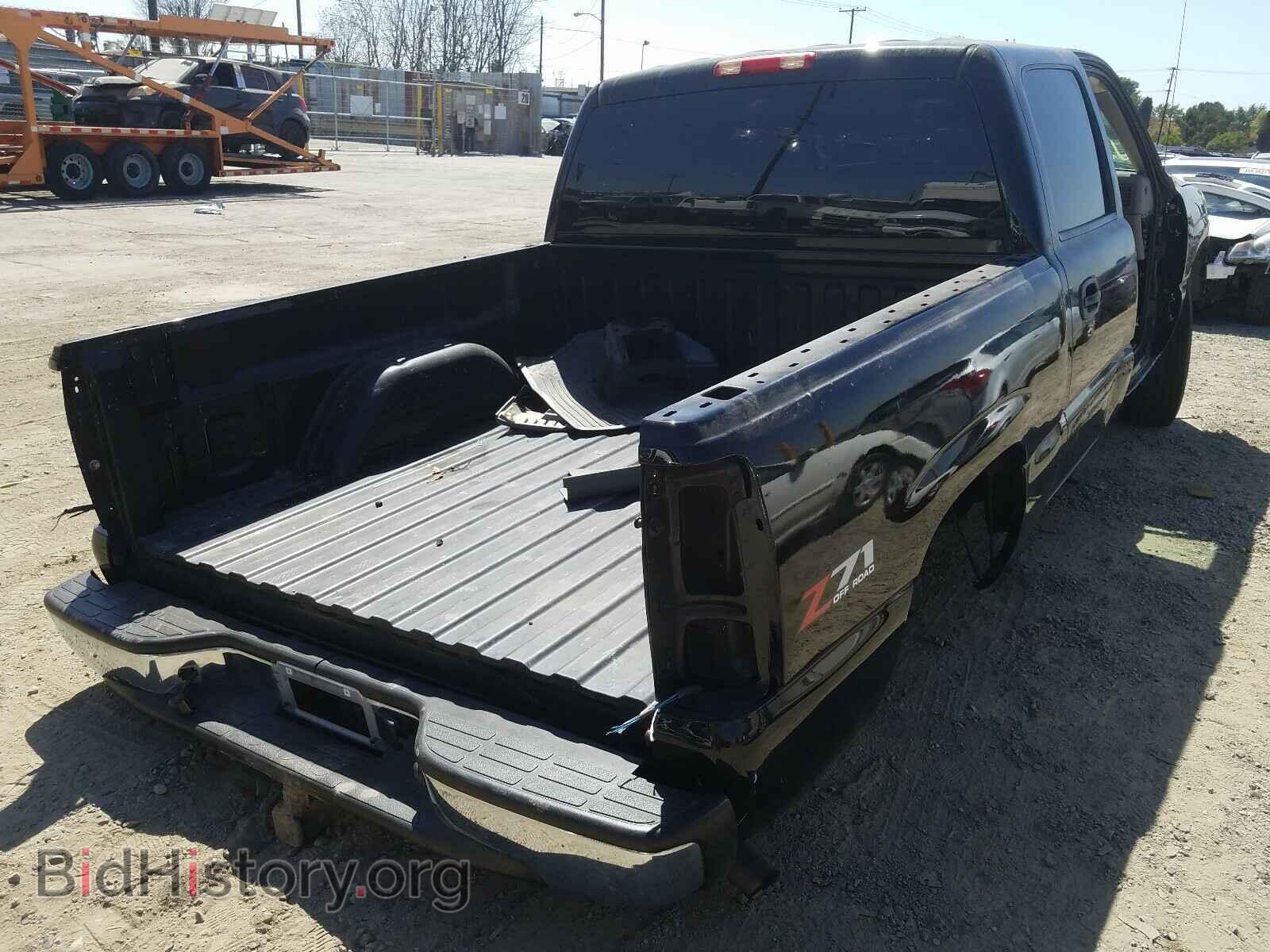 2007 GMC SIERRA - VIN: 2GTEC13N771108379 - Фото 4