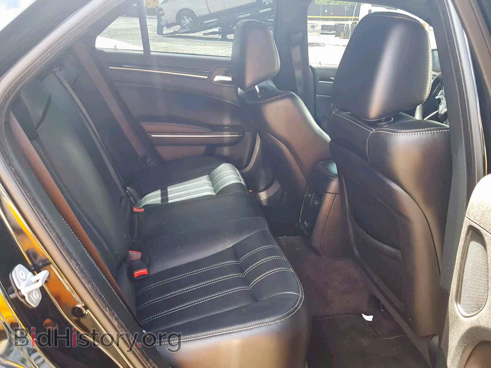 2017 CHRYSLER 300 - VIN: 2C3CCABG5HH661474 - Фото 6