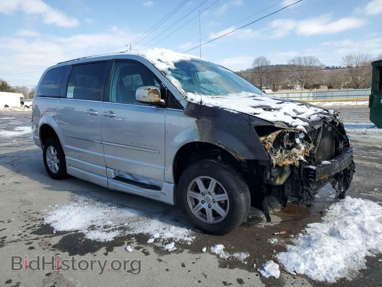 2010 CHRYSLER MINIVAN - VIN: 2A4RR5D1XAR460913 - Photo 4