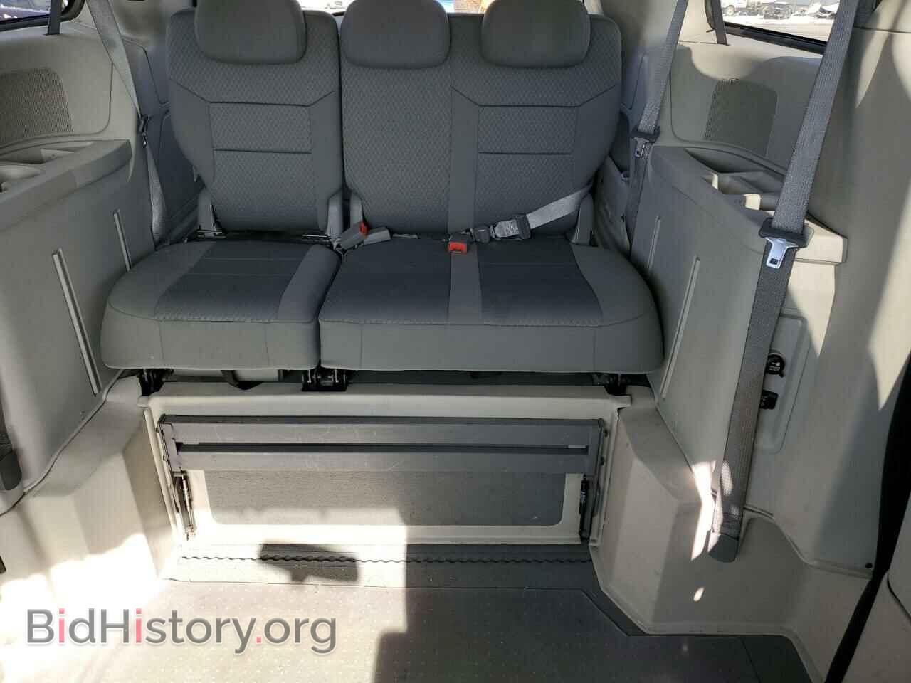 2010 CHRYSLER MINIVAN - VIN: 2A4RR5D1XAR460913 - Photo 10