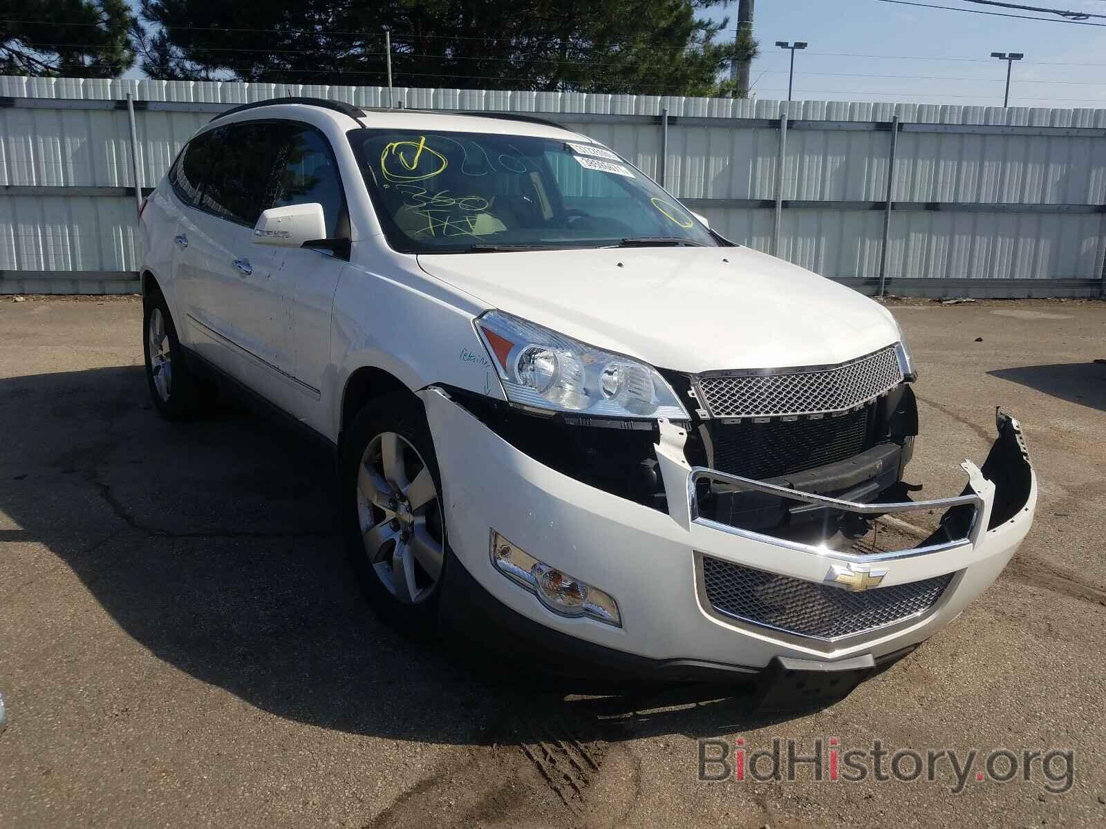 Фотография 1GNKRLED7BJ169609 - CHEVROLET TRAVERSE 2011