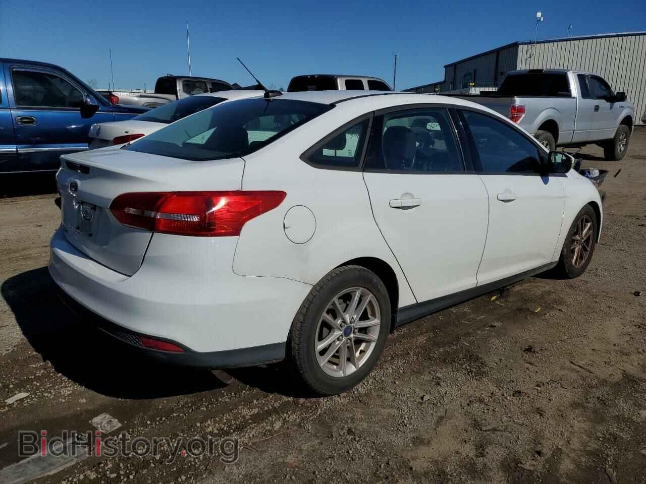 2016 FORD FOCUS - VIN: 1FADP3F26GL210365 - Фото 3