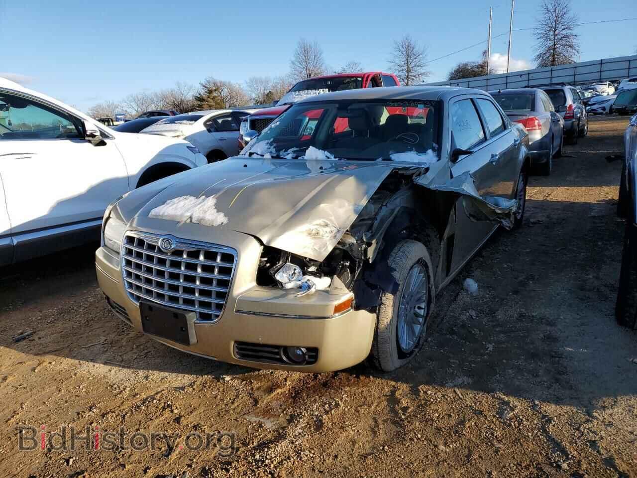 Фотография 2C3CA4CD9AH148066 - CHRYSLER 300 2010