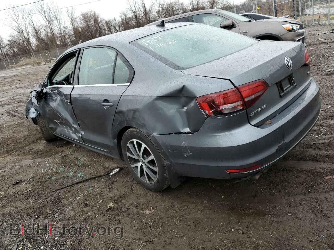2017 VOLKSWAGEN JETTA - VIN: 3VWDB7AJ8HM353118 - Фото 2