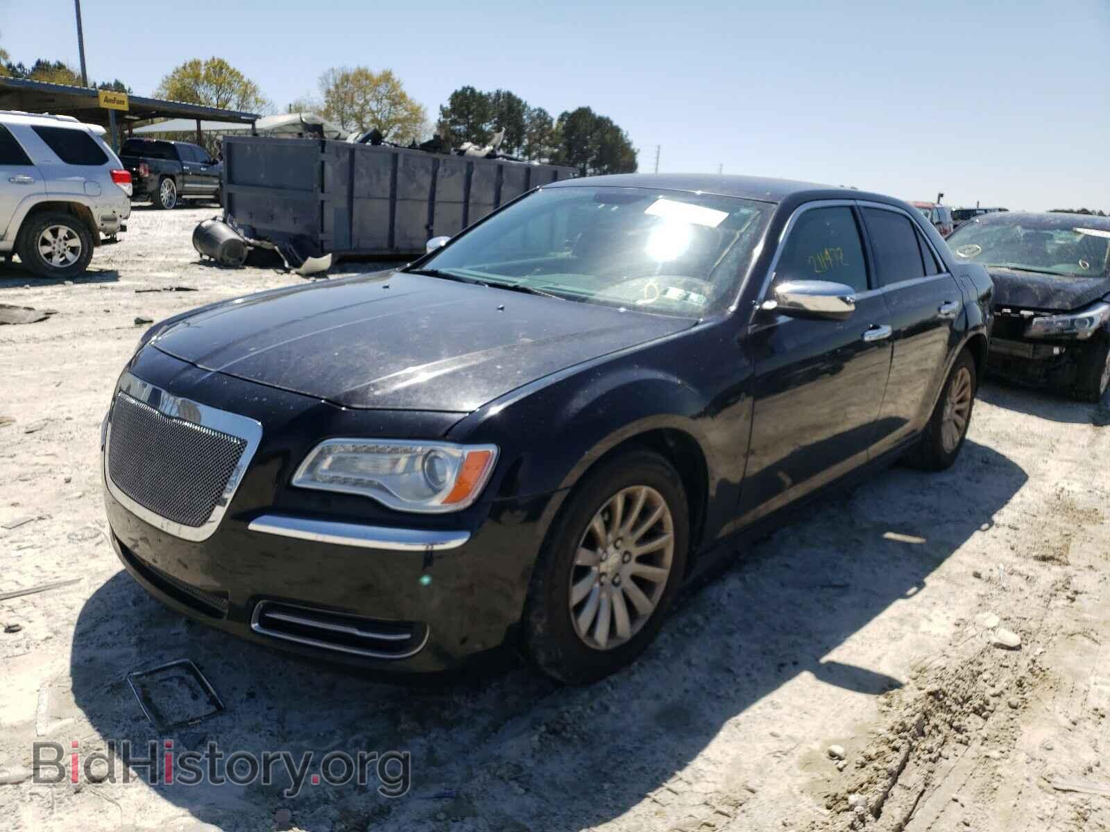 2014 CHRYSLER 300 - VIN: 2C3CCAAG3EH380657 - Фото 2