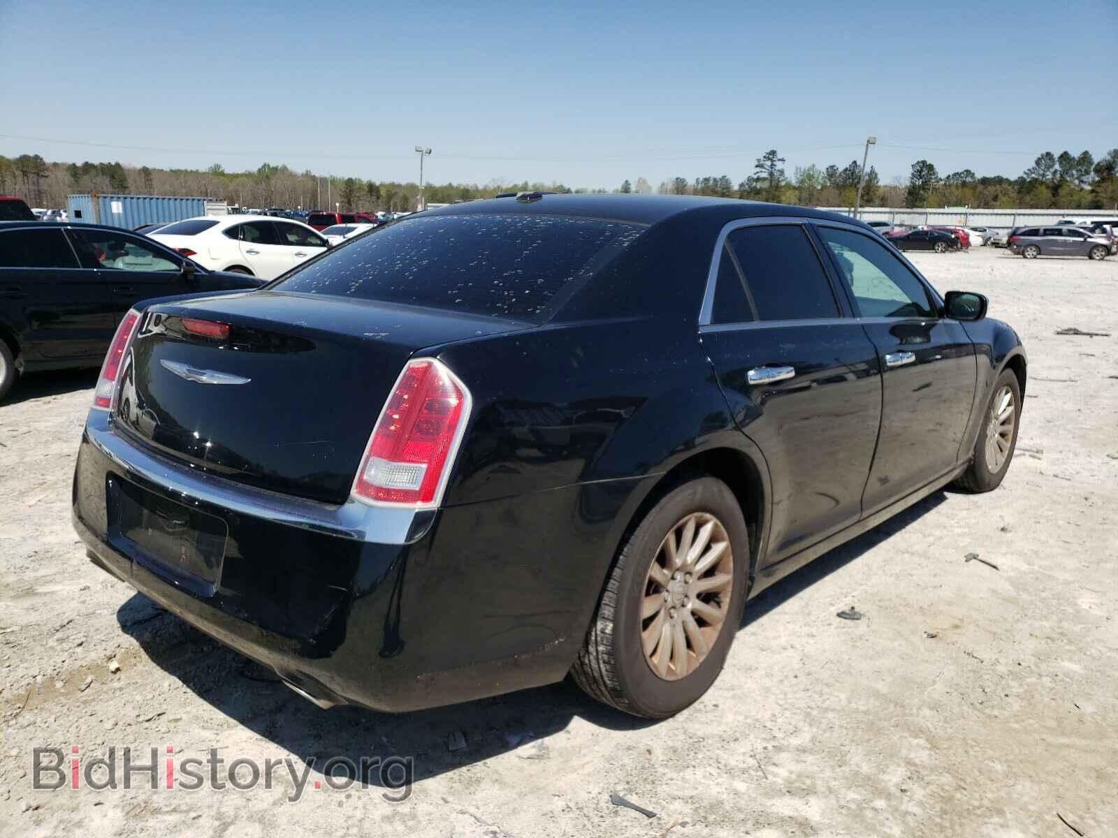 2014 CHRYSLER 300 - VIN: 2C3CCAAG3EH380657 - Фото 4