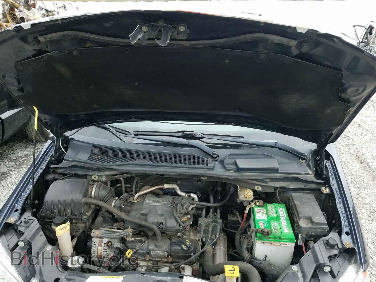 2009 CHRYSLER MINIVAN - VIN: 2A8HR54179R630375 - Фото 7