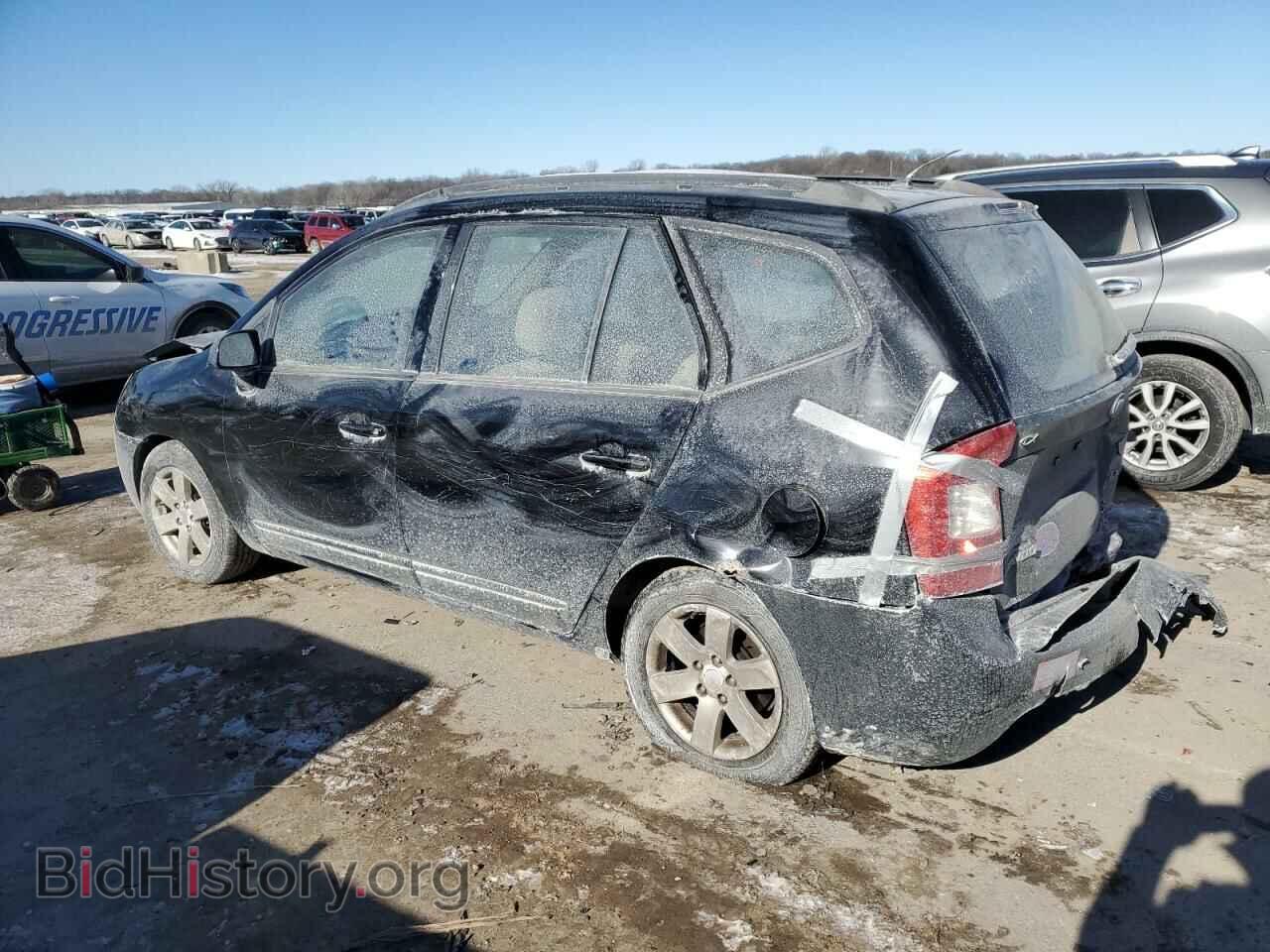 2008 KIA RONDO - VIN: KNAFG526287176830 - Фото 2