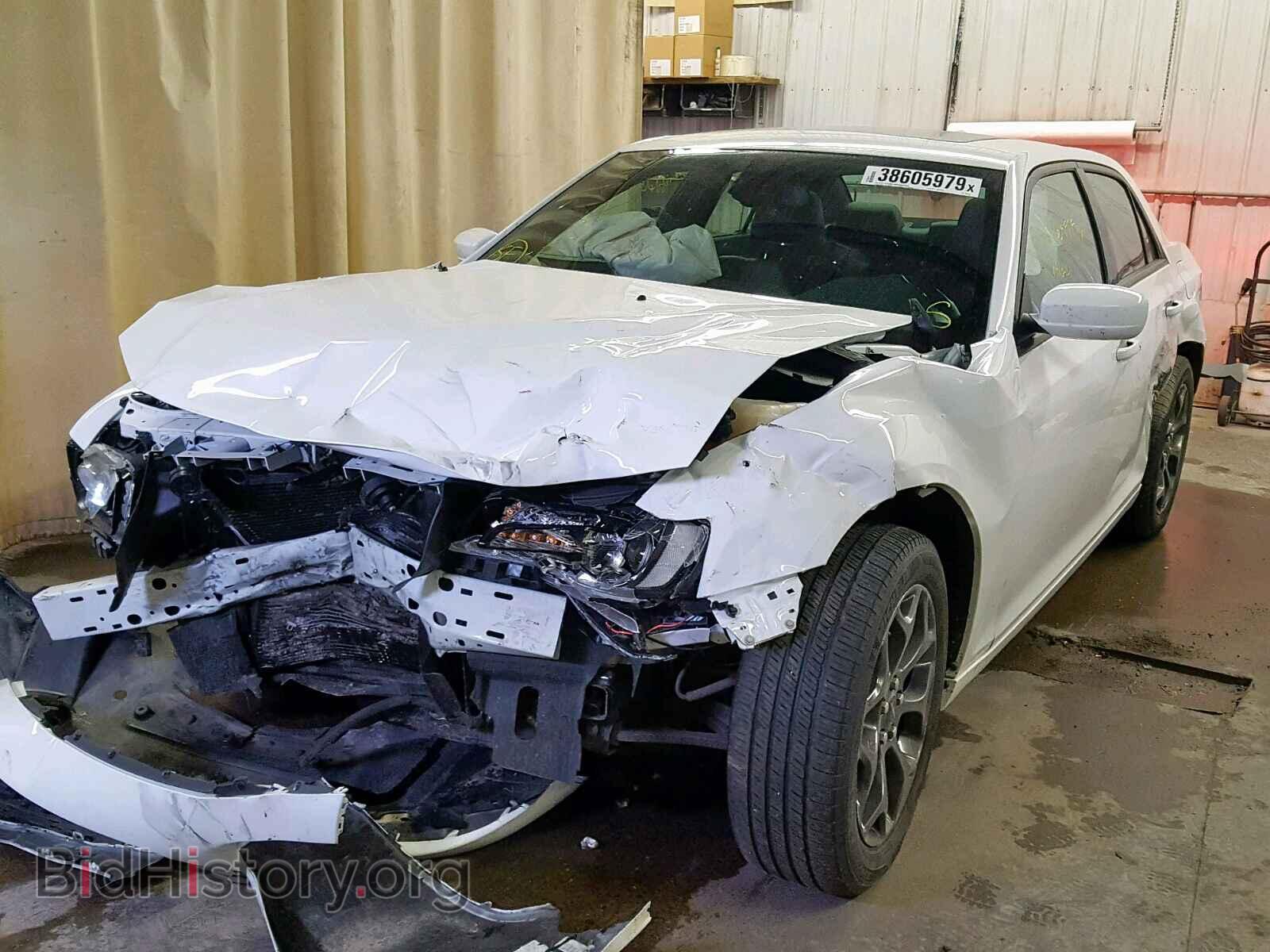 2017 CHRYSLER 300 - VIN: 2C3CCAGG7HH606792 - Фото 2