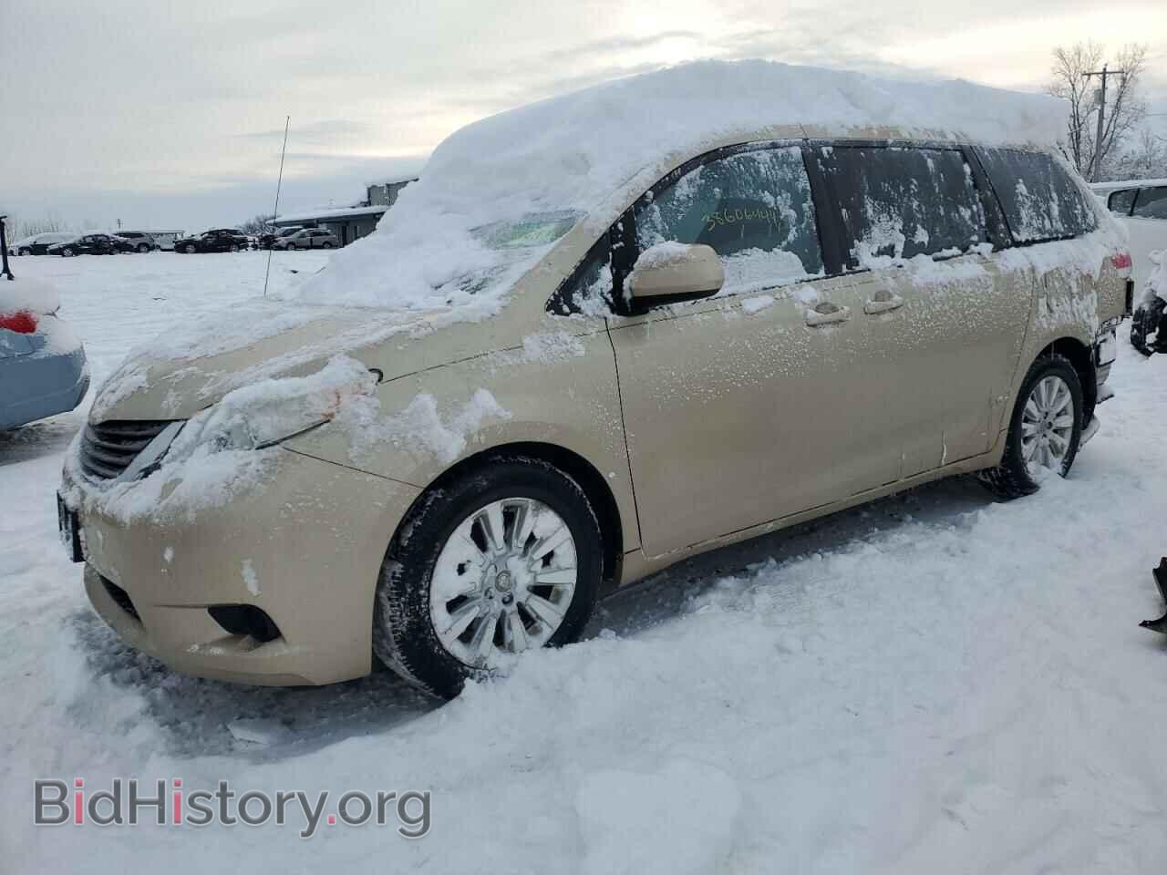 Photo 5TDJK3DC9BS005380 - TOYOTA All Models 2011