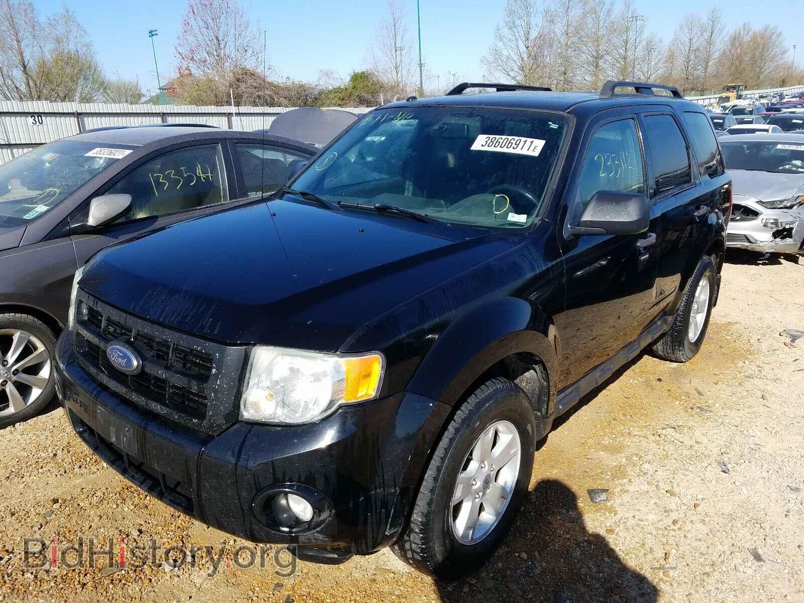 2008 FORD ESCAPE - VIN: 1FMCU93158KE47817 - Фото 2