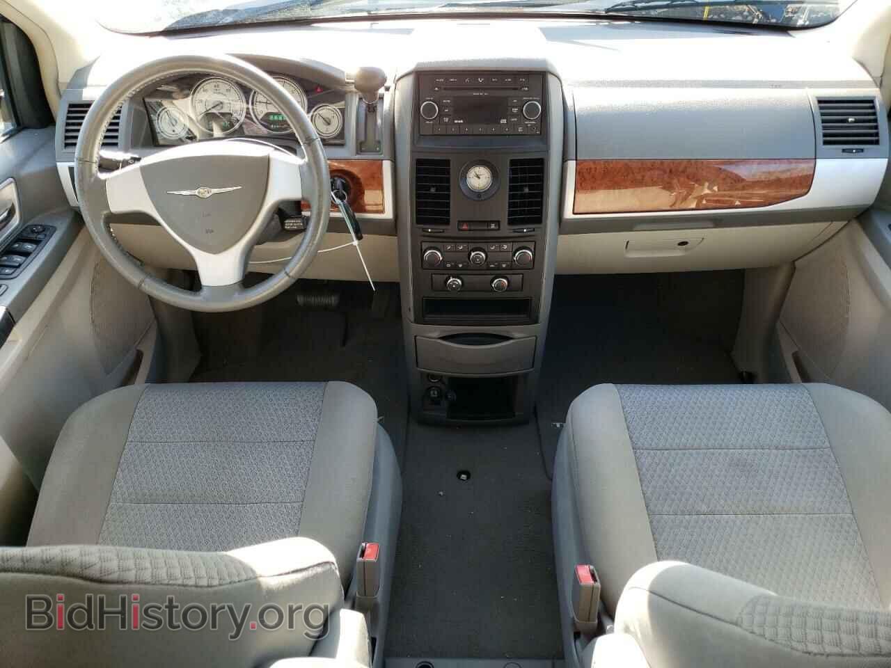 2008 CHRYSLER MINIVAN - VIN: 2A8HR54P08R121358 - Фото 8