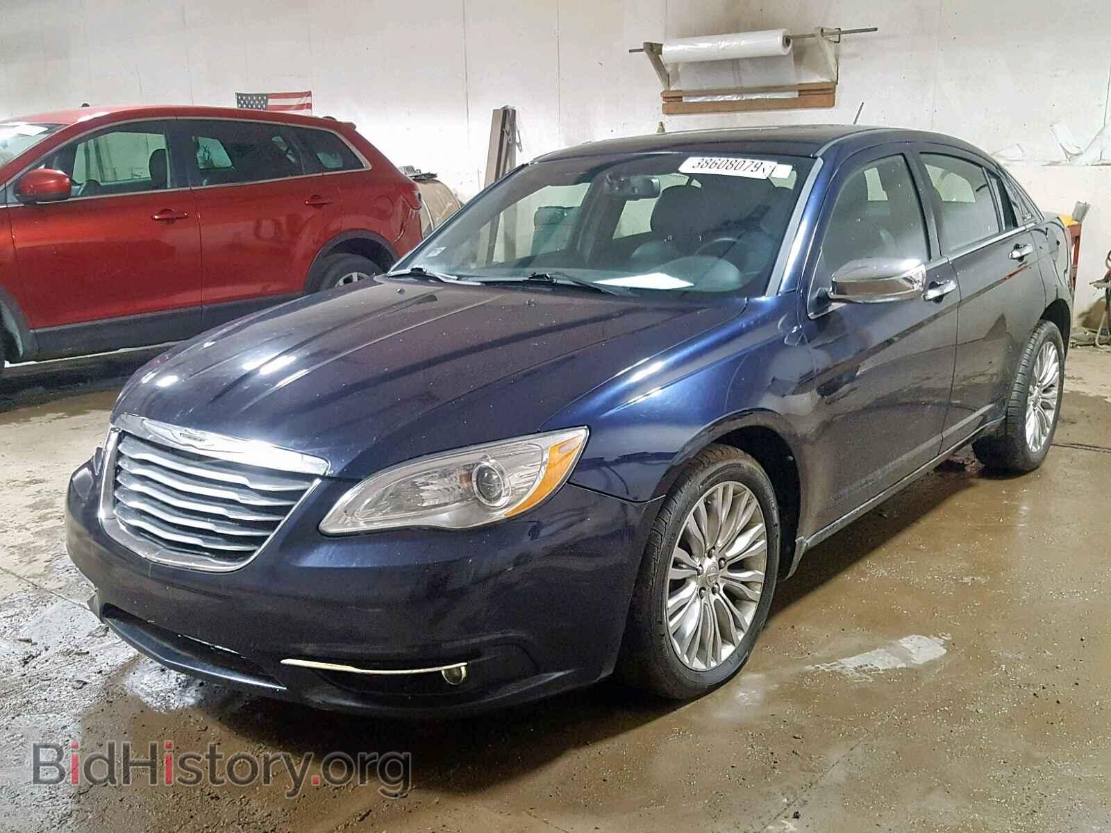 2012 CHRYSLER 200 - VIN: 1C3CCBCG4CN127824 - Фото 2