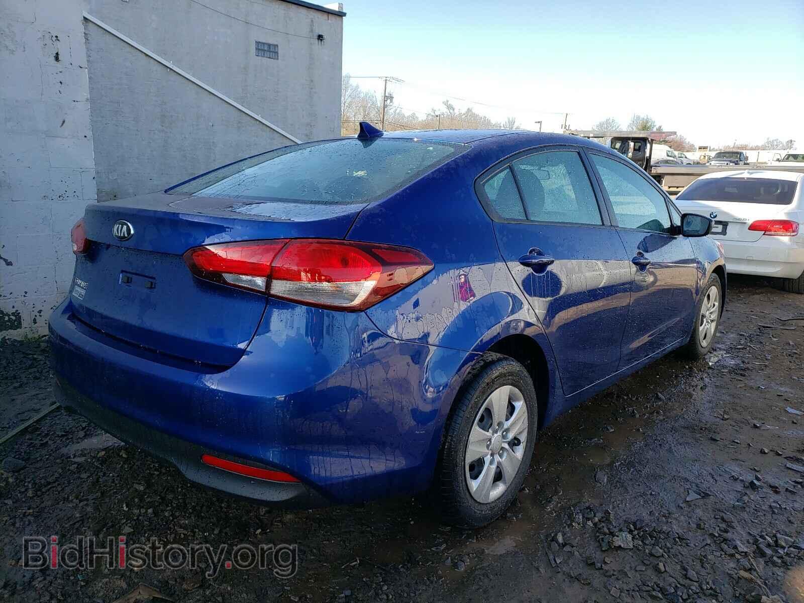 2017 KIA FORTE - VIN: 3KPFK4A75HE111184 - Фото 4