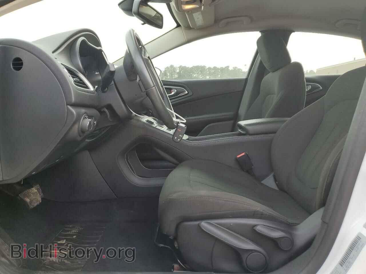 2016 CHRYSLER 200 - VIN: 1C3CCCFB0GN191550 - Фото 7