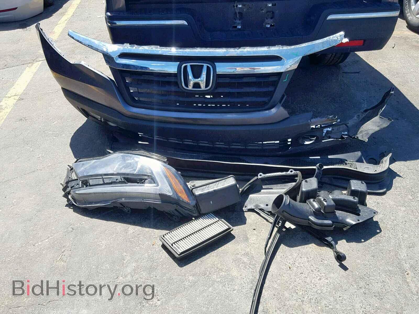 2017 HONDA RIDGELINE - VIN: 5FPYK2F4XHB007464 - Фото 9