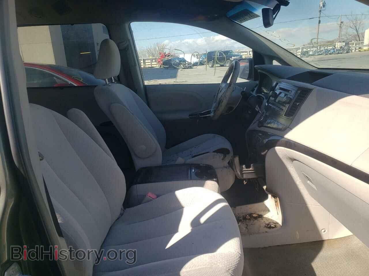 2013 TOYOTA SIENNA - VIN: 5TDKK3DC8DS308710 - Фото 5