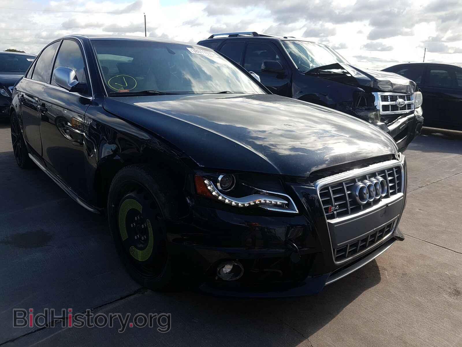 Фотография WAUBGAFL2AA019797 - AUDI S4/RS4 2010
