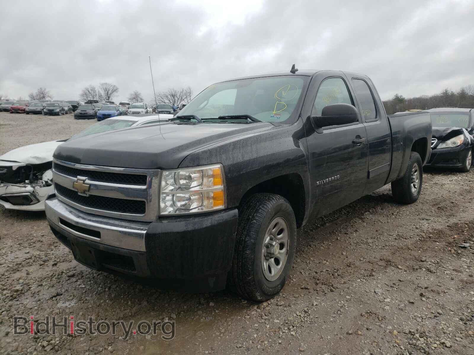 2011 CHEVROLET SILVERADO - VIN: 1GCRKREA9BZ200901 - Фото 2