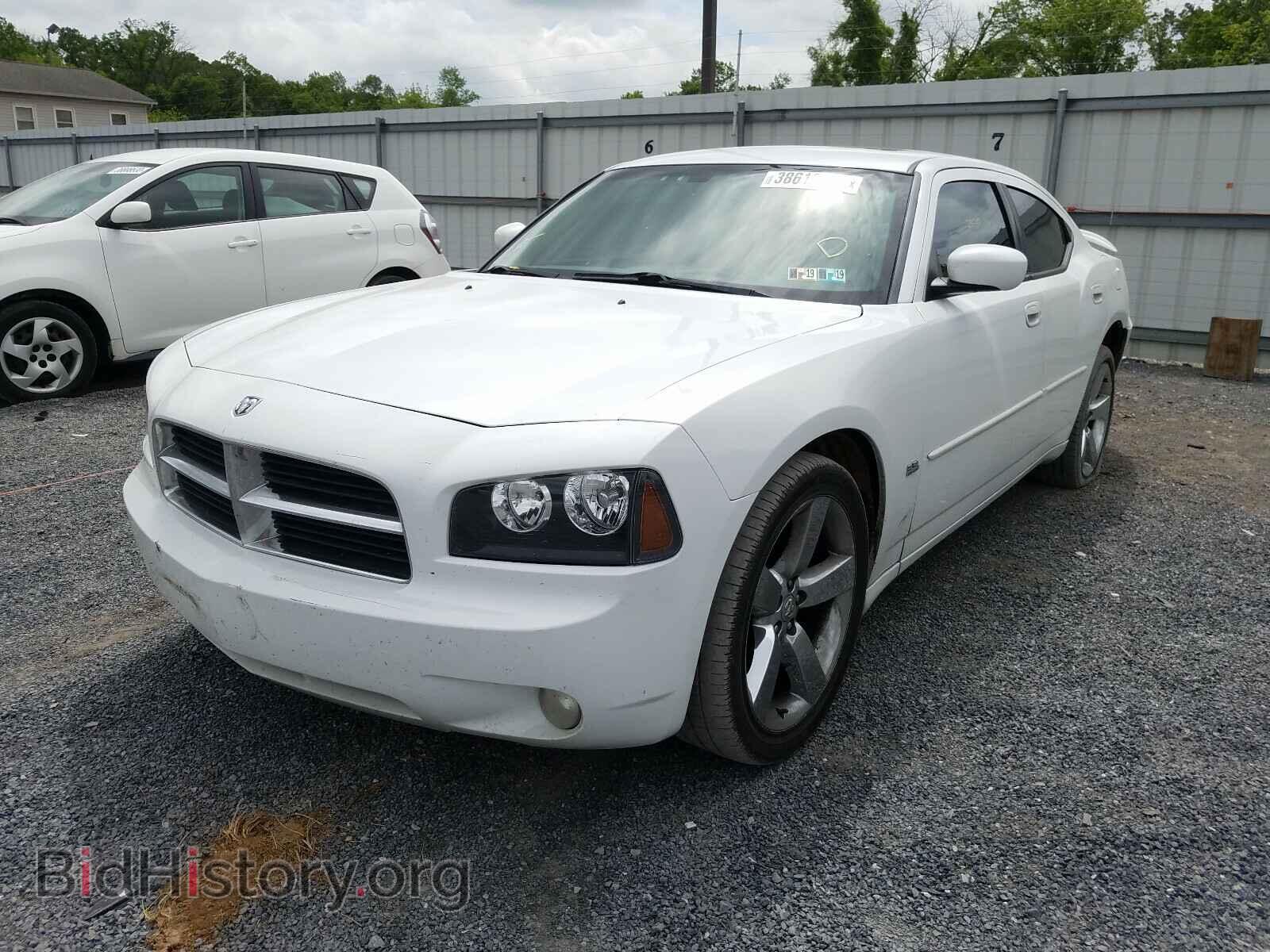 2010 DODGE CHARGER - VIN: 2B3CA9CV7AH272064 - Фото 2
