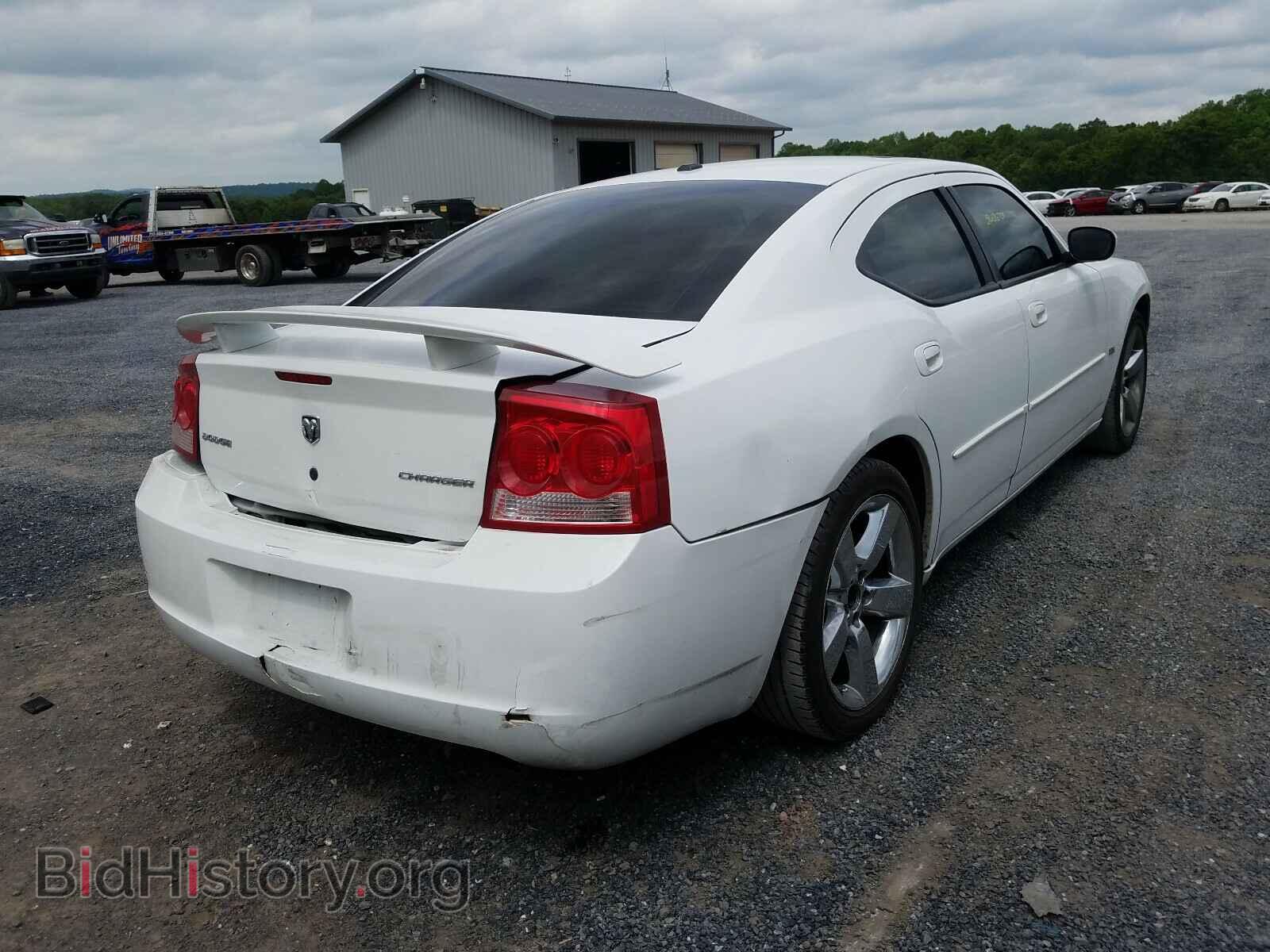 2010 DODGE CHARGER - VIN: 2B3CA9CV7AH272064 - Фото 4