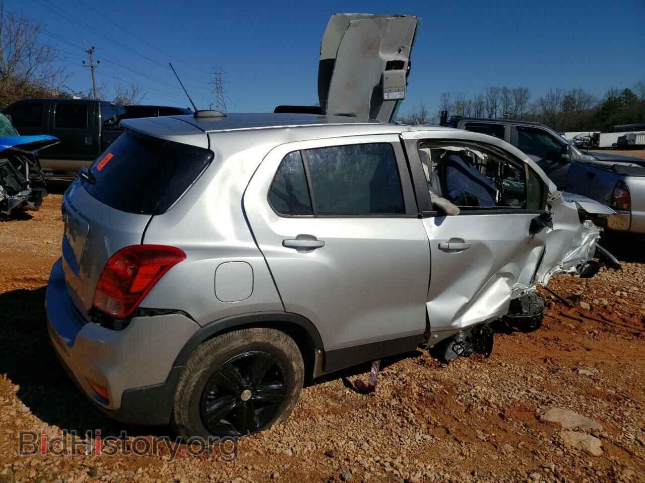 2020 CHEVROLET TRAX - VIN: 3GNCJNSB3LL163178 - Photo 3