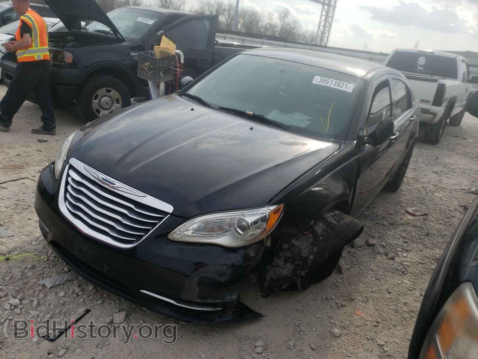 2012 CHRYSLER 200 - VIN: 1C3CCBBB1CN106869 - Фото 2