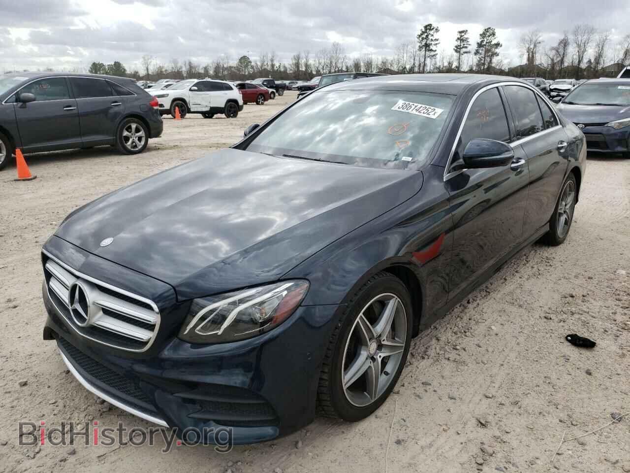 2017 MERCEDES-BENZ E-CLASS - VIN: WDDZF4JB8HA096551 - Фото 2