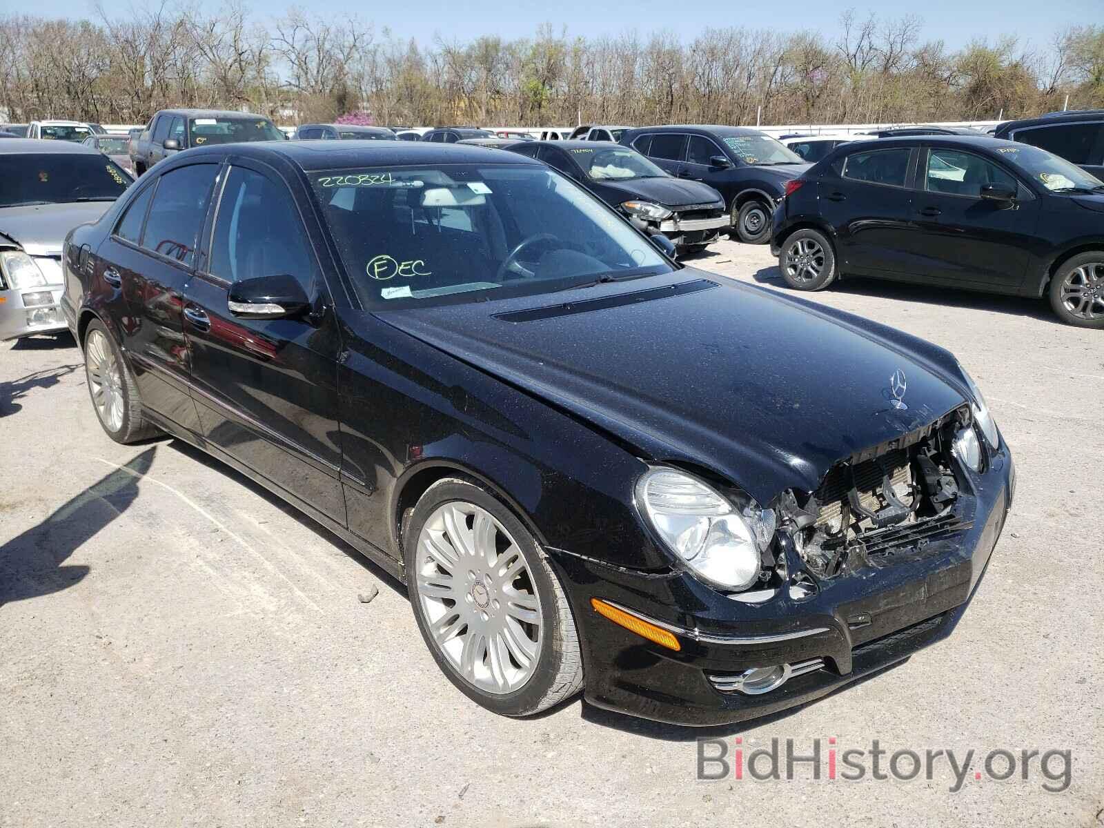 Photo WDBUF56X68B220324 - MERCEDES-BENZ E CLASS 2008