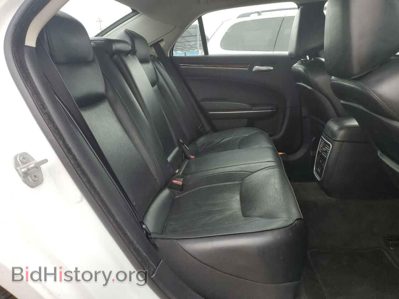 2016 CHRYSLER 300 - VIN: 2C3CCAEG4GH147741 - Фото 10