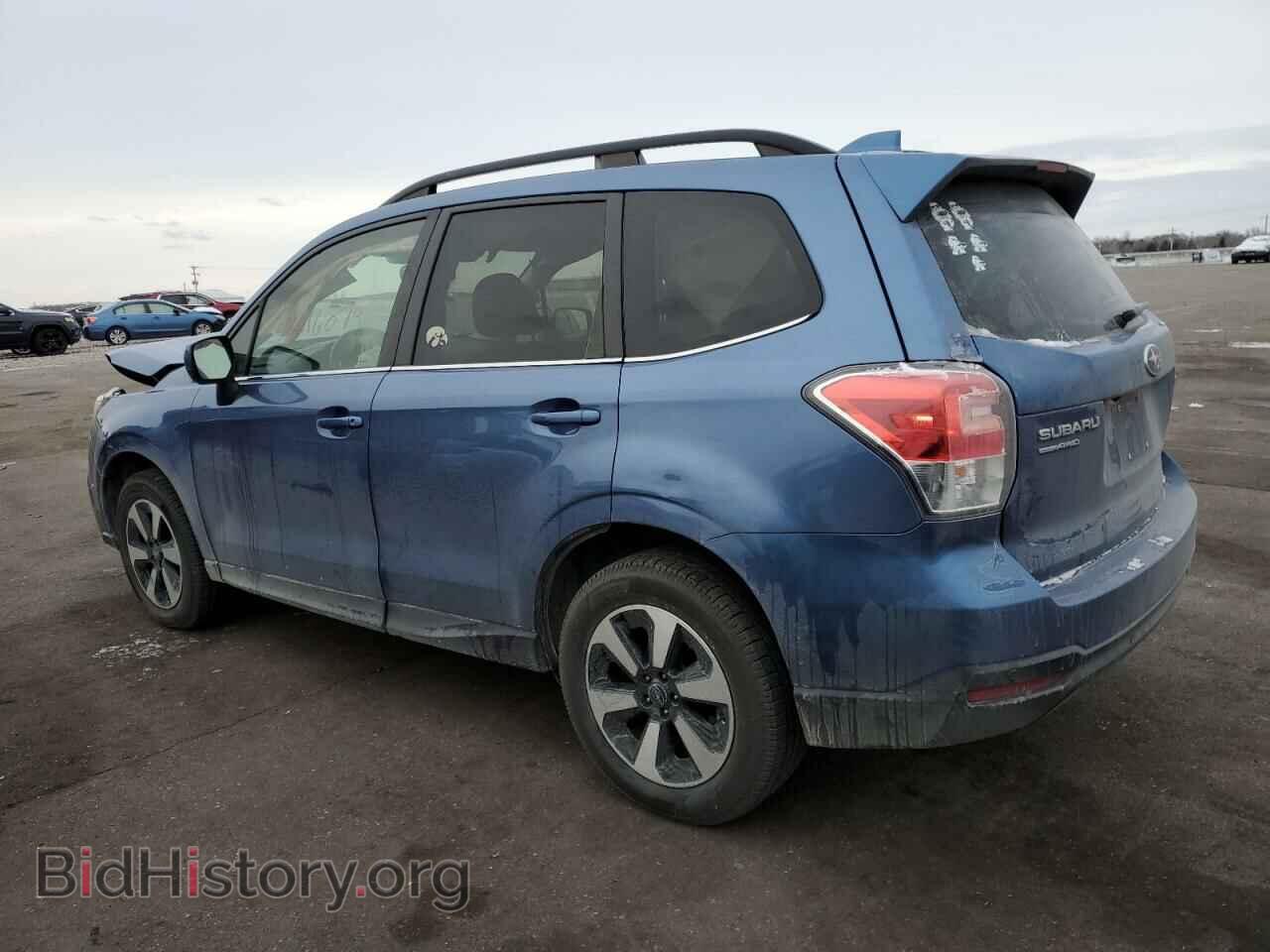 2017 SUBARU FORESTER - VIN: JF2SJARC7HH425559 - Фото 2